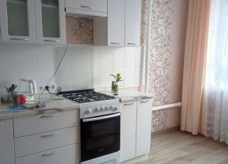 Сдам 1-ком. квартиру, 30 м2, Рязань, улица Александра Полина, 1, ЖК Метропарк