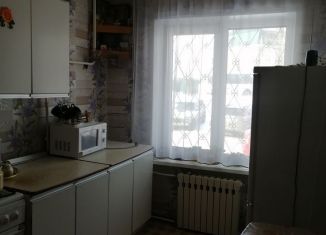 Продажа 4-комнатной квартиры, 83.8 м2, Волжск, улица Матюшенко, 5
