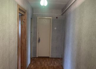 Продается трехкомнатная квартира, 62 м2, Новозыбков, улица Рос
