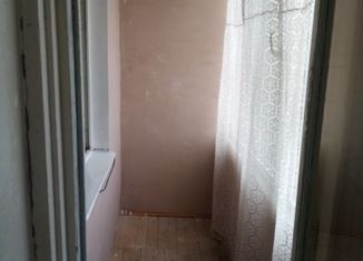 Сдам 2-комнатную квартиру, 50 м2, Челябинская область, улица Яблочкова, 23