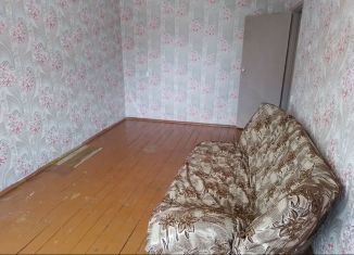 Сдается 2-комнатная квартира, 44 м2, Кемеровская область, улица Пушкина, 2