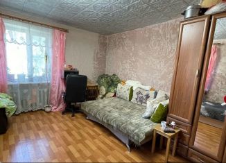 Продается трехкомнатная квартира, 84.5 м2, Псковская область, улица Карла Маркса, 43