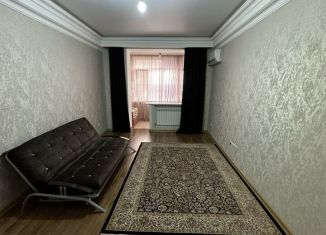 Сдаю в аренду двухкомнатную квартиру, 72 м2, Дагестан, Газопроводная улица, 7к2