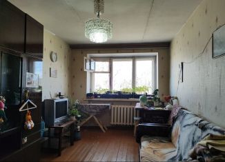 Продаю двухкомнатную квартиру, 47.4 м2, Екатеринбург, улица Серова, 7