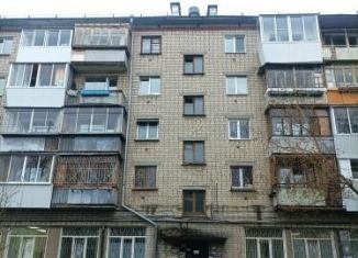 Продается 3-ком. квартира, 57.7 м2, Екатеринбург, метро Машиностроителей, Калиновский переулок, 11