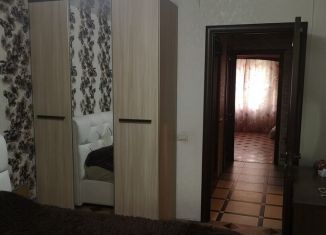 Трехкомнатная квартира на продажу, 64.8 м2, Челябинская область, улица Калинина, 1