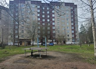Продажа трехкомнатной квартиры, 71 м2, Отрадное, улица Гагарина, 18