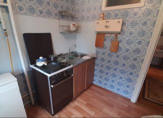 2-комнатная квартира на продажу, 44 м2, Ярославская область, Железнодорожная улица, 33Б