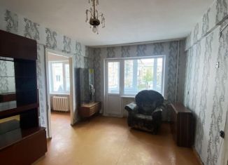 Продажа 2-комнатной квартиры, 45 м2, Рубцовск, улица Калинина, 17