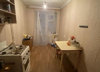 Продажа 2-комнатной квартиры, 49.7 м2, Бугульма, улица Космонавтов, 1