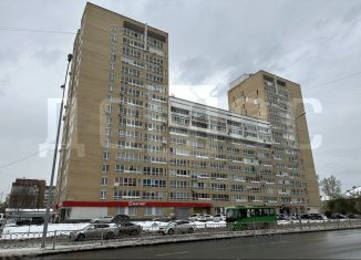 Продаю 2-комнатную квартиру, 63 м2, Свердловская область, улица Бакинских Комиссаров, 113