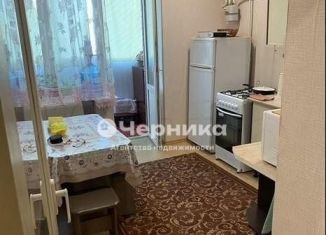 Продается 1-комнатная квартира, 34 м2, Новошахтинск, улица Радио, 74