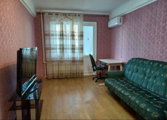Сдам 1-комнатную квартиру, 38 м2, Каспийск, улица Ленина, 50