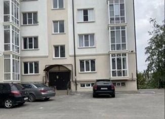 Продается 2-комнатная квартира, 62 м2, Нальчик, район Молодёжный, Кабардинская улица, 228А