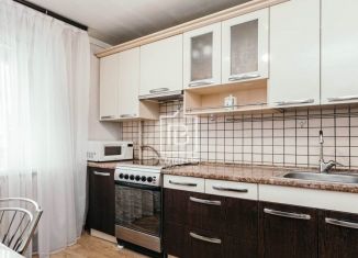 Продам трехкомнатную квартиру, 63 м2, Калуга, улица Гурьянова, 59к3