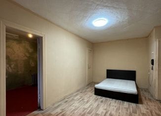 2-комнатная квартира на продажу, 40.7 м2, Екатеринбург, метро Геологическая, площадь Обороны, 1