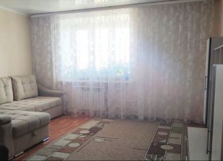Продается 2-комнатная квартира, 61 м2, село Осиново, улица Ленина, 6
