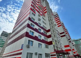 Продам 2-комнатную квартиру, 62.4 м2, Оренбургская область, улица Рощина, 3