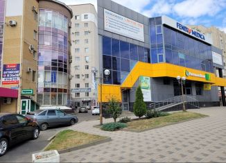 Продаю торговую площадь, 73 м2, Ставрополь, улица 50 лет ВЛКСМ, 93