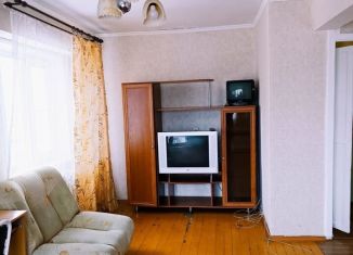 Продается 1-комнатная квартира, 30.8 м2, Омск, улица Андрианова, 34, Советский округ
