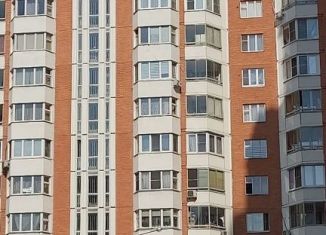 Двухкомнатная квартира в аренду, 63 м2, Москва, 2-я Вольская улица, 7к1, метро Лухмановская
