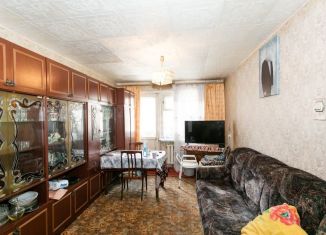 Продается 3-комнатная квартира, 61.6 м2, Новосибирск, метро Площадь Маркса, улица Петухова, 98