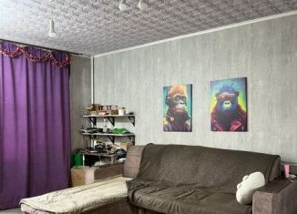 Продается 2-комнатная квартира, 49.9 м2, Екатеринбург, улица Старых Большевиков, 75, метро Уралмаш