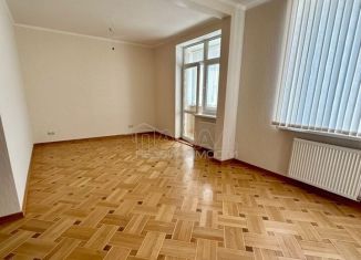 Продается пятикомнатная квартира, 169 м2, Крым, улица Исмаила Гаспринского, 5А