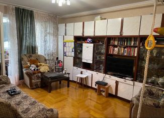 Продается трехкомнатная квартира, 64.7 м2, Ставропольский край, улица Свердлова, 1