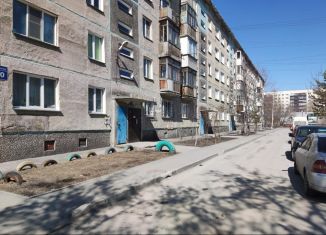 Продажа 2-комнатной квартиры, 48.7 м2, Новосибирск, улица Бурденко, 9, метро Площадь Маркса