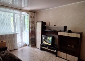 Продаю однокомнатную квартиру, 32 м2, Новочеркасск, Баклановский проспект, 140
