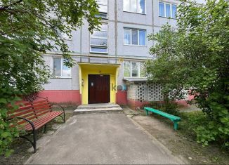 Продажа двухкомнатной квартиры, 51.4 м2, Жуковка, улица Мальцева