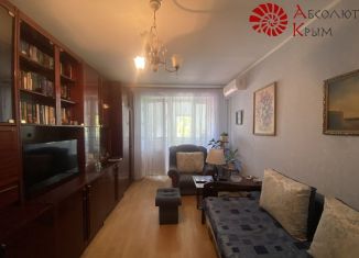 Продаю 2-комнатную квартиру, 43 м2, Феодосия, Караимская улица, 4