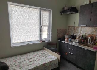 Продам 4-комнатную квартиру, 72 м2, Феодосия, улица Энгельса, 20