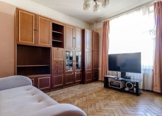 4-комнатная квартира на продажу, 94 м2, Санкт-Петербург, 14-я линия Васильевского острова, 97Б, метро Приморская