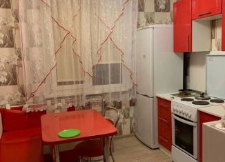 1-комнатная квартира в аренду, 40 м2, Челябинск, улица Братьев Кашириных, 95, Калининский район