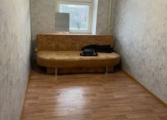 Сдается в аренду 1-комнатная квартира, 40 м2, Полысаево, Молодёжная улица, 17