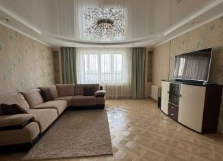 Продается трехкомнатная квартира, 100 м2, Республика Башкортостан, улица Худайбердина, 150Б
