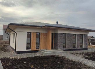 Продается дом, 122 м2, поселок городского типа Мостовской, Комсомольская улица, 24