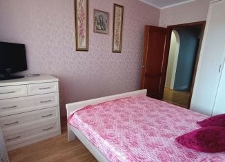 Сдам трехкомнатную квартиру, 62.5 м2, Новгородская область, проспект Александра Корсунова, 47