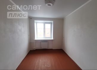 Продается трехкомнатная квартира, 58 м2, Омская область, улица Берко Цемента, 8