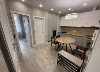 Сдается в аренду 2-комнатная квартира, 45 м2, Краснодар, улица имени Героя Георгия Бочарникова, 12/1, микрорайон Губернский