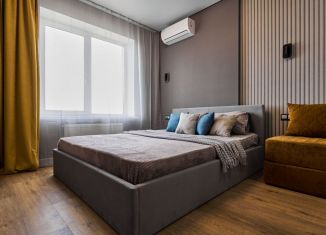 Сдам 1-ком. квартиру, 50 м2, Ростов-на-Дону, Ворошиловский проспект, 82/4