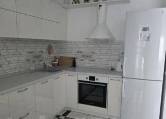 Сдача в аренду однокомнатной квартиры, 37 м2, Тобольск, 15-й микрорайон, 18, ЖК Яркий