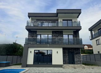 Продам дом, 400 м2, село Верхневесёлое, Ворошиловградская улица, 43