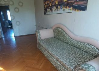 Сдам 3-ком. квартиру, 59 м2, поселок городского типа Афипский, улица Маяковского, 7