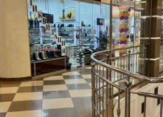 Продажа торговой площади, 50 м2, Калуга, улица Кирова, 39