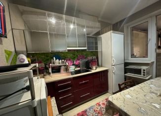 Продам 1-ком. квартиру, 42 м2, посёлок Российский, Волховская улица, 8