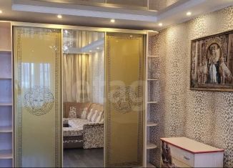 Сдаю в аренду 1-комнатную квартиру, 45 м2, Новосибирск, микрорайон Закаменский, 15, метро Золотая Нива