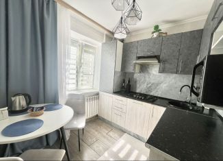2-ком. квартира на продажу, 45.5 м2, Новороссийск, проспект Ленина, 12
